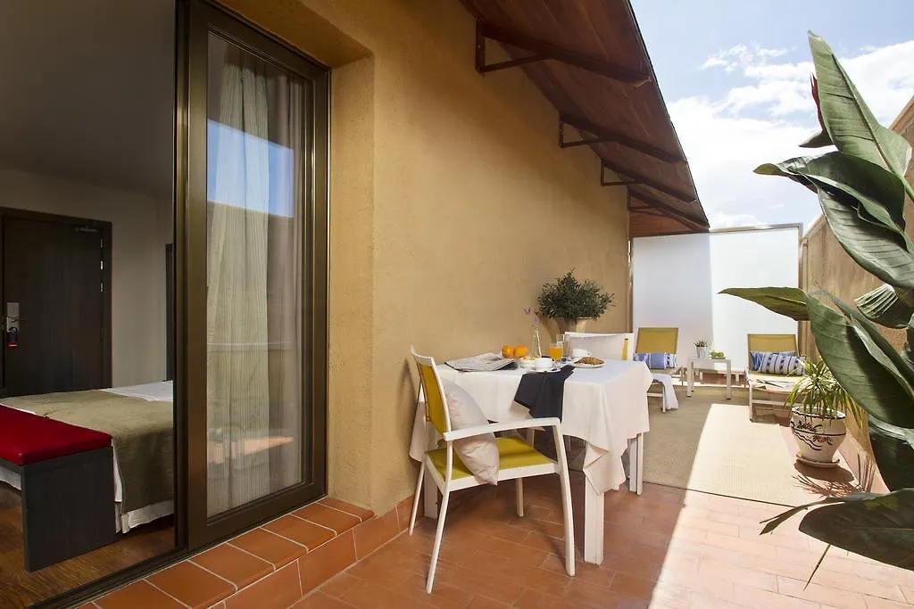 **  Hotel Oasis Barcelona Spain